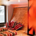 Alaia Hostel