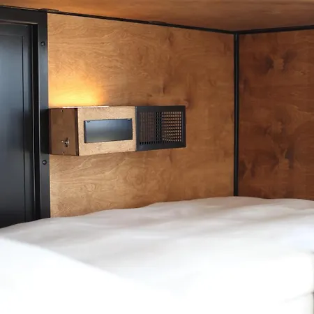 Hostel Alaia