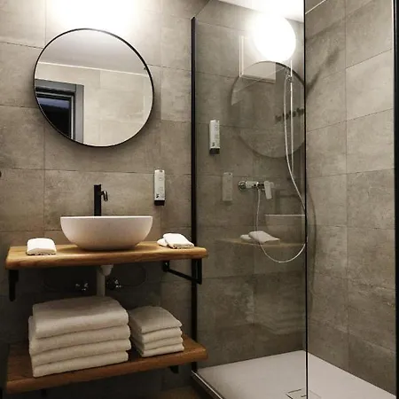 Hotel Alaia