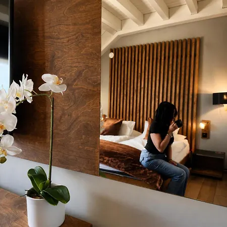 Hostel Alaia